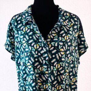 NWT Adrienne Vittadini Green & Black Patterned Button Down Shirt Size M